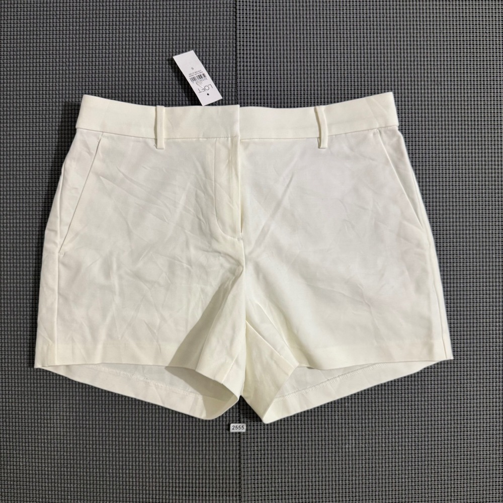 Loft The Riviera Short Curvy White Size 6 NWT